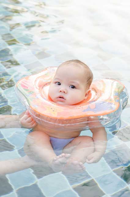 Serunya Berenang Bersama Si Kecil!