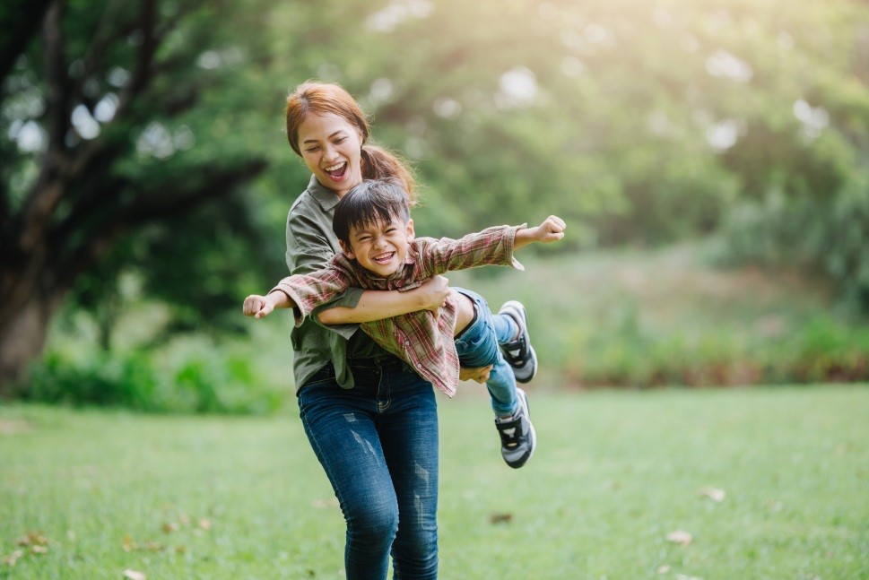 Bermain di Luar Rumah Bikin Anak Cerdas, ini Tips agar Si Kecil Tetap Aman! 