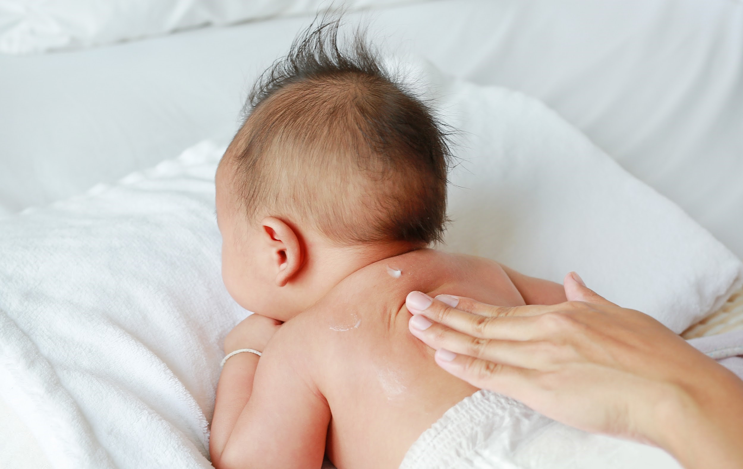 Bolehkah Bayi Baru Lahir Menggunakan Lotion Telon Plus? Berikut Penjelasannya