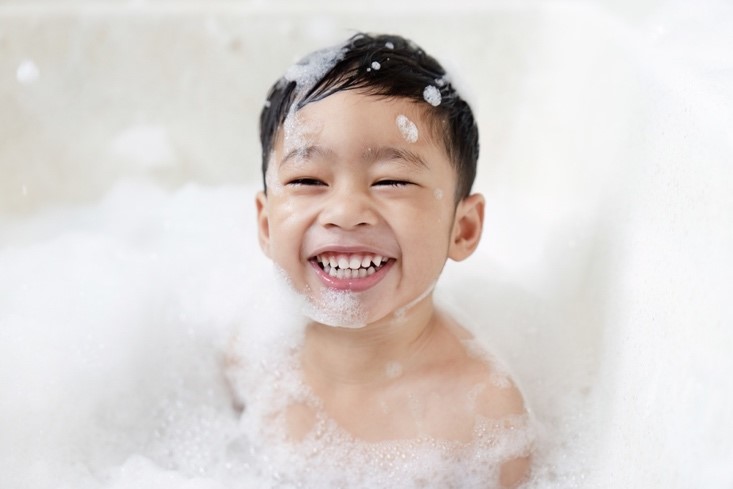 Ini Pentingnya Ajarkan Anak Merawat Kebersihan Tubuh Sejak Dini, Moms Perlu Catat Nih!