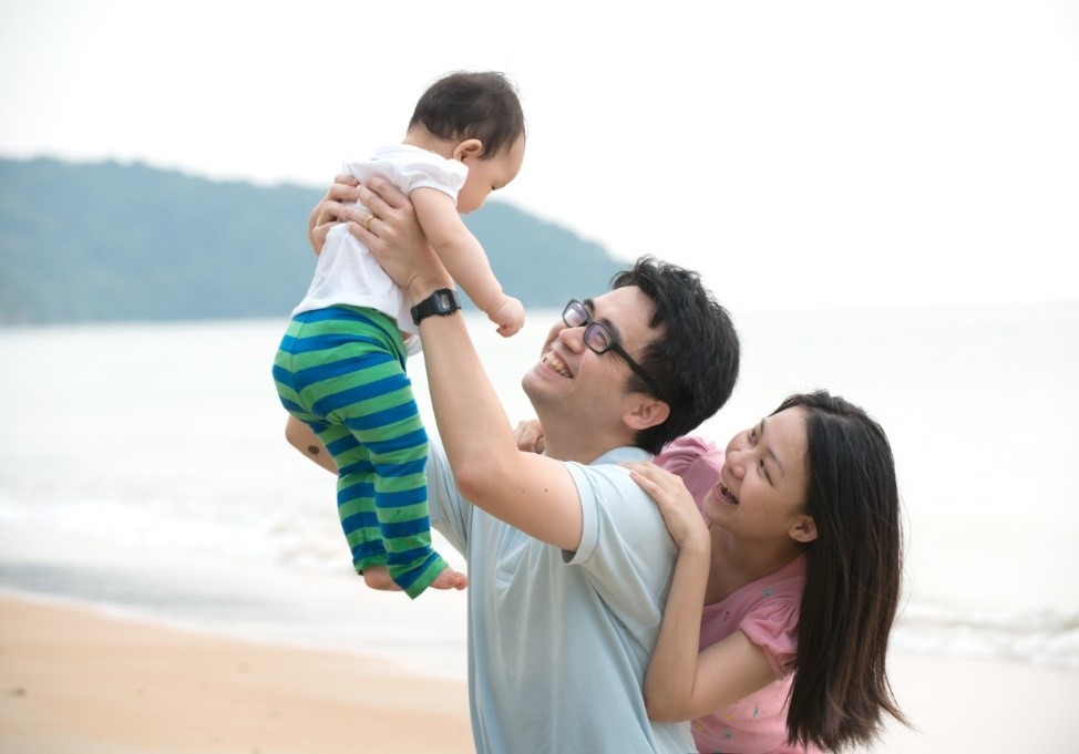 Liburan Keluar Kota, Perlengkapan Mandi Bayi Apa yang Harus Dibawa?