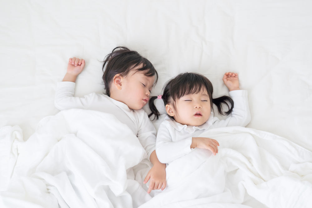 Manfaat Tak Terduga Minyak Telon Bayi